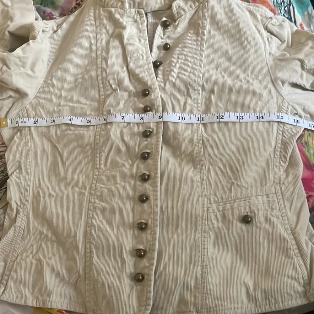 Jacket - Picture 5 of 9